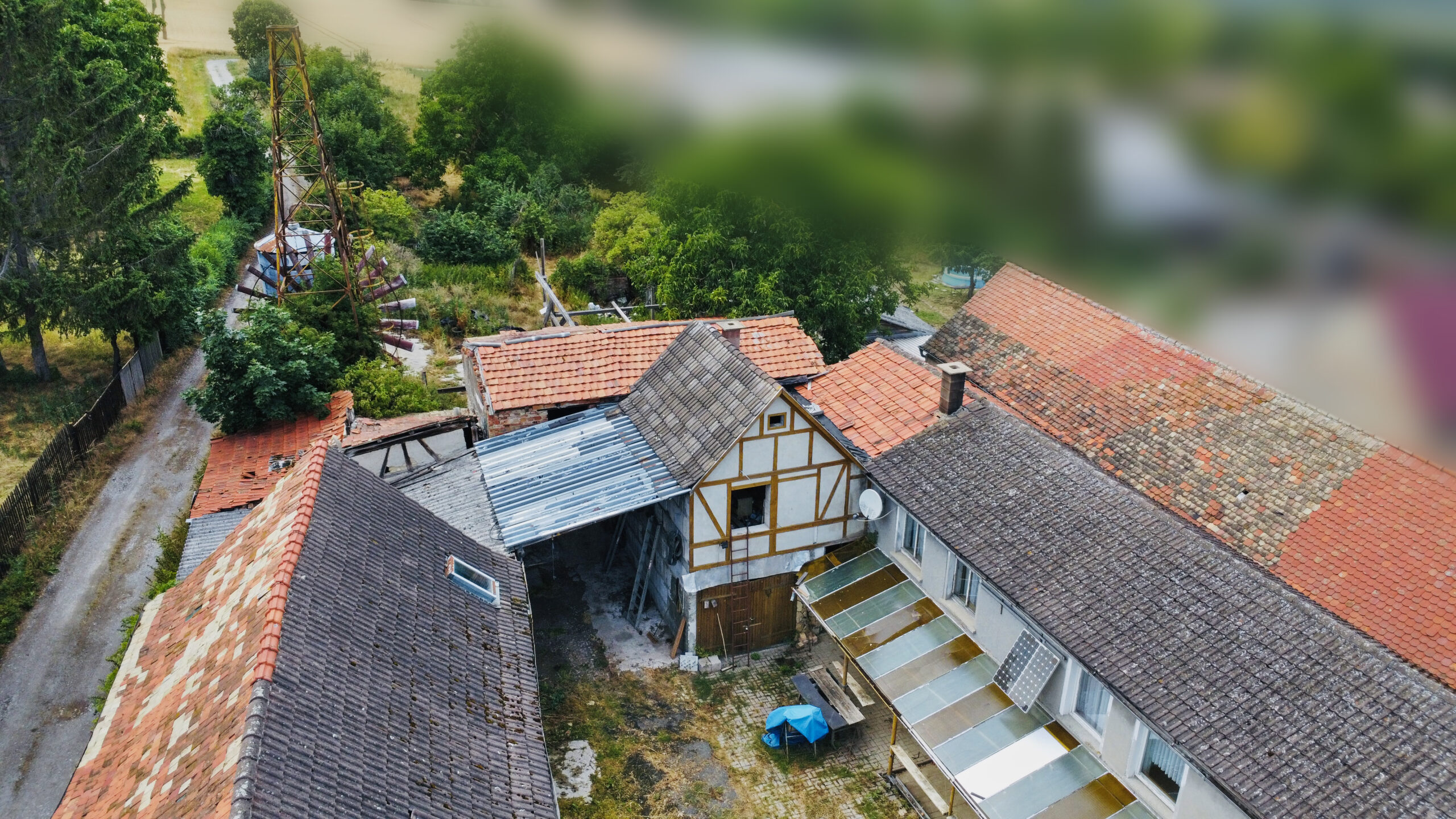 Attraktives Grundstück mit abbruchreifen Bauernhaus: Ein Ort voller Potenzial